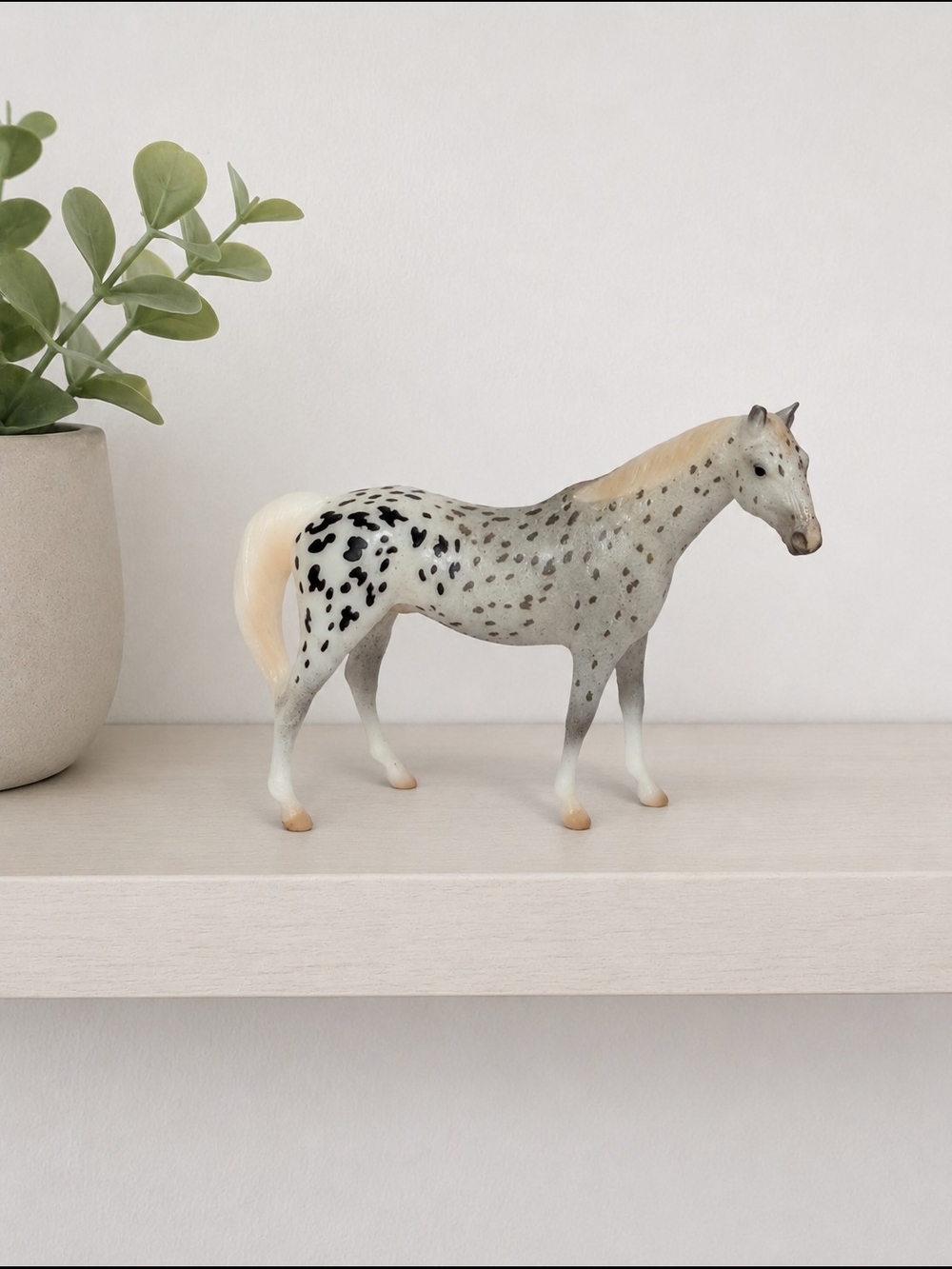 Breyer Stablemates Wallowa – 2024 Stablemates Club Exclusive